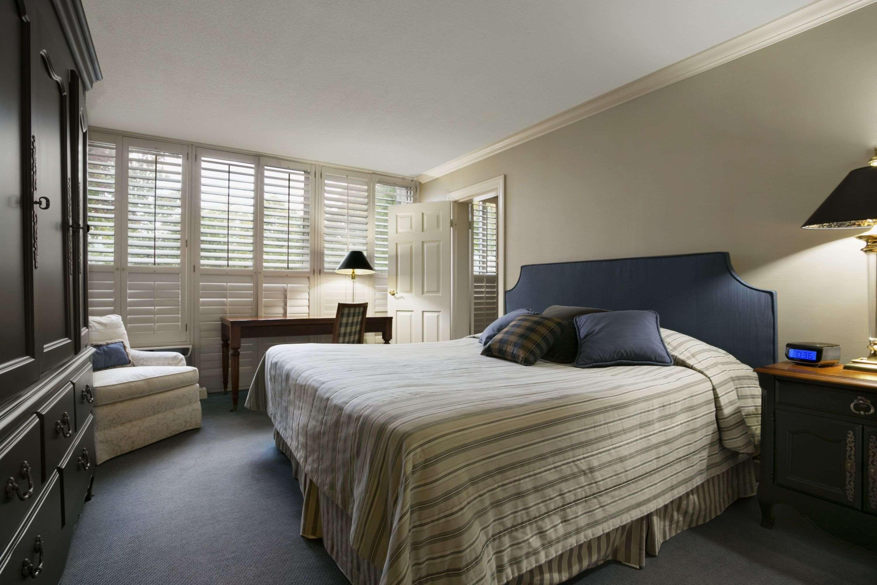 Days Inn By Wyndham Sidney Oh Buitenkant foto